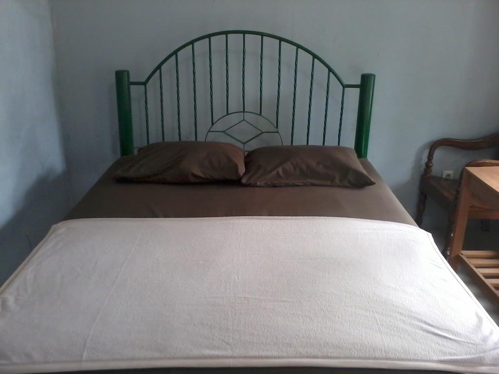 Hotel Cemerlang Baturraden Quarto foto